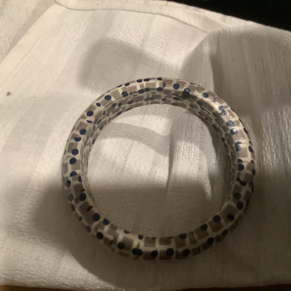 Decoupage Bangle - Picture 3 of 4